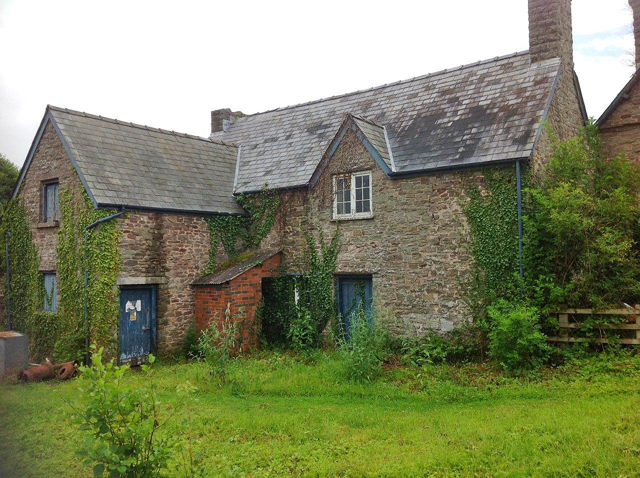 Cottage / house on the estate